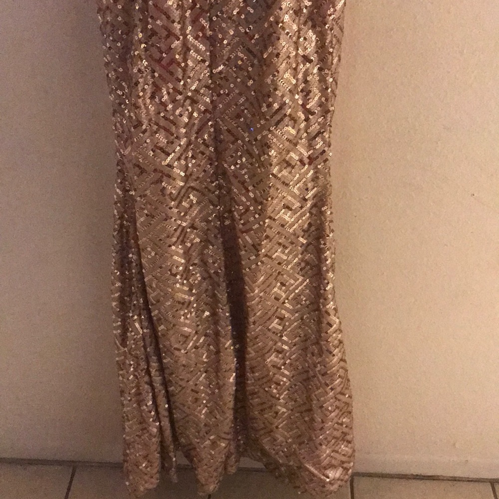 Dress - Picture 4 of 5